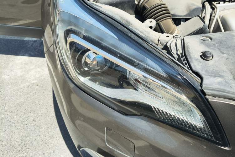 Used Buick Envision 2014 28T Four-Wheel Drive Elite Model Right Front Headlight