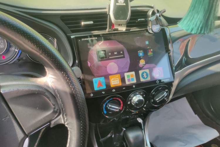 Used Honda Crider 2013 1.8L automatic luxury edition