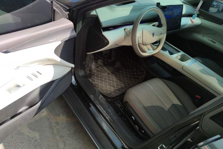 Used Deepal L07 2026 Model 550Ultra Huawei Qiankun ADS SE Edition
