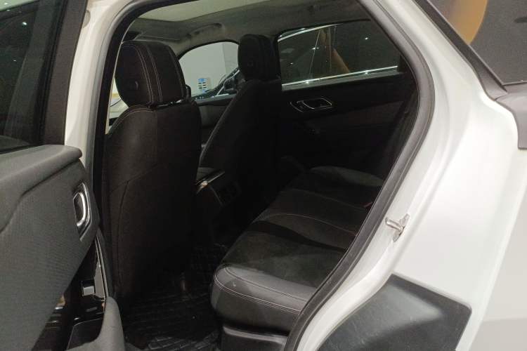 Used Land Rover Range Rover Velar 2019 250 PS
