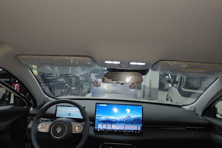 Used Baojun Yunhai 2026 Model 500km Pure Electric Standard Edition
