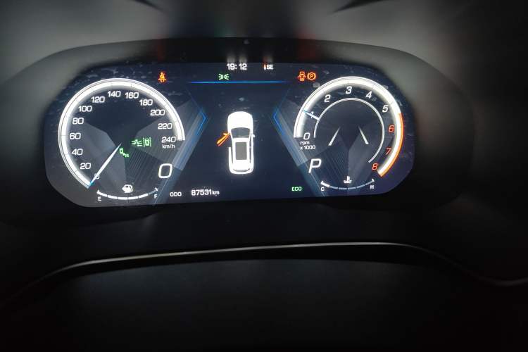 Used Wey VV6 2018 2.0T Two-Wheel Drive Flagship Version China V Standard
