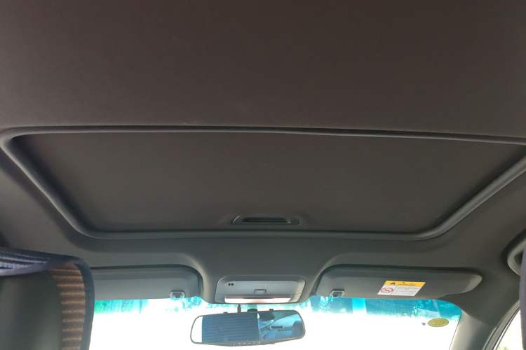 Used Chevrolet Monza 2020 Light Hybrid RS 330T Automatic Comfort Edition Headliner