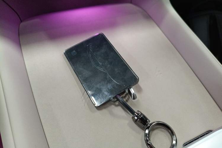 Used Xiaomi Auto YU7 2025 Ultra-Long Range All-Wheel Drive Pro Version
