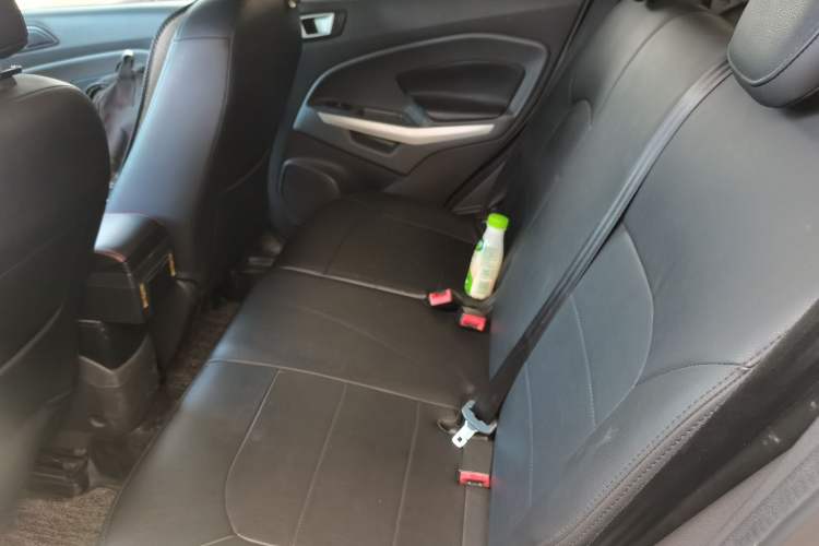 Used Ford EcoSport 2013 1.5L Manual Fashion Model Left Rear Seat