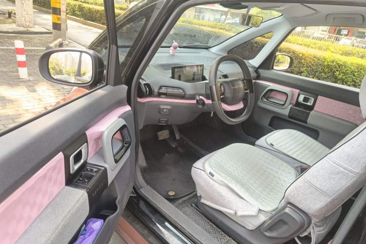Used Baojun E300 2020 Plus Interstellar Smart Edition

