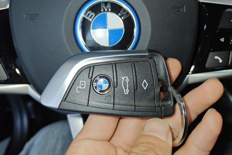 Used BMW i3 2025 eDrive 40 L Midnight Edition