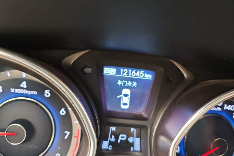 Used Hyundai Elantra (5th Generation / Langdong) 2015 1.6L Automatic Leading Model Odometer Close Up