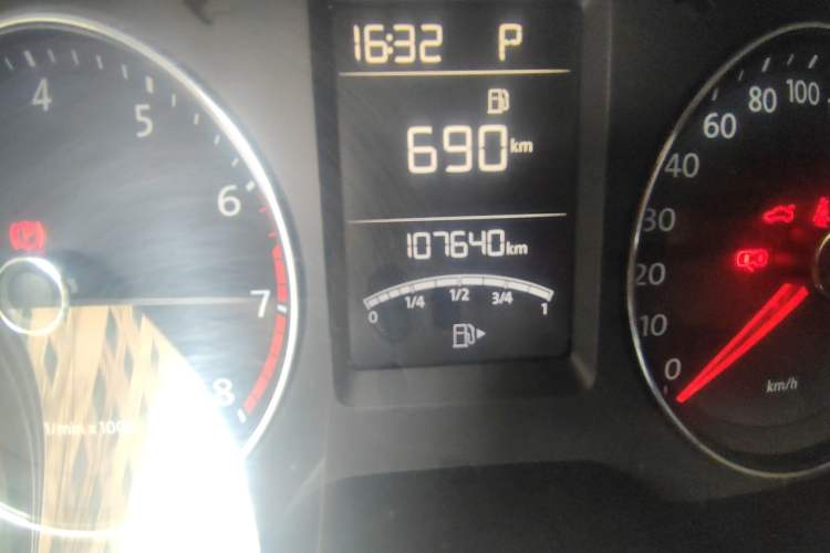 Used Volkswagen Lavida 2013 Revised Classic 1.6L Automatic Fashion Edition
