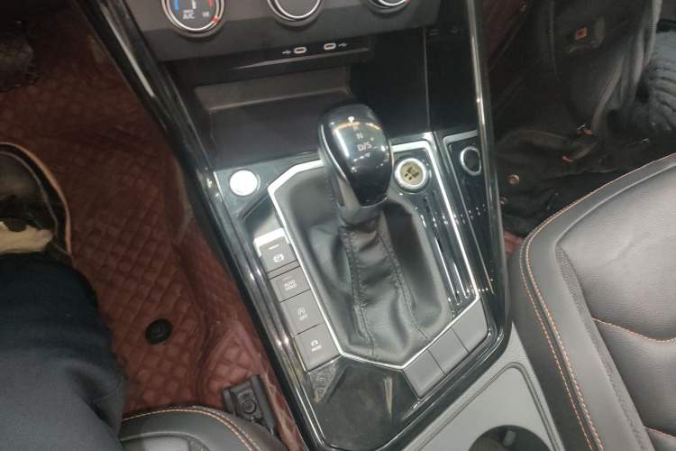 Used Volkswagen Tayron 2021 330TSI Two-Wheel Drive 30th Anniversary Edition
