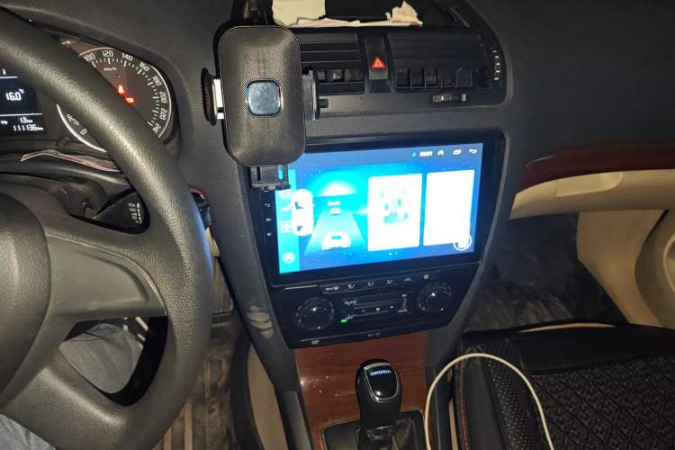 Used Skoda Octavia 2014 1.6L Automatic Yijun Edition Audio And AC Panel