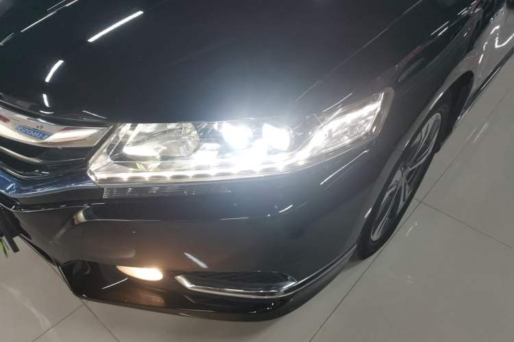 Used Honda Spirior 2017 Hybrid 2.0L Pure Drive Edition
