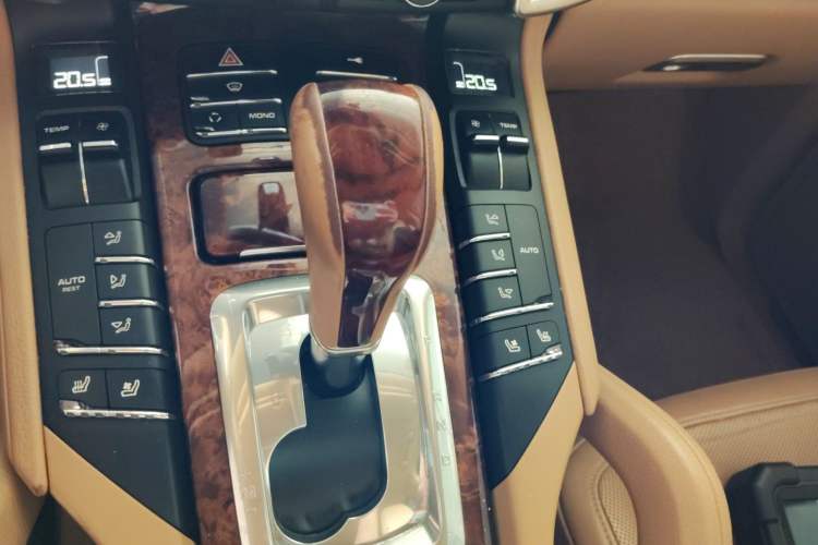 Used Porsche Cayenne 2011 Cayenne S 4.8L