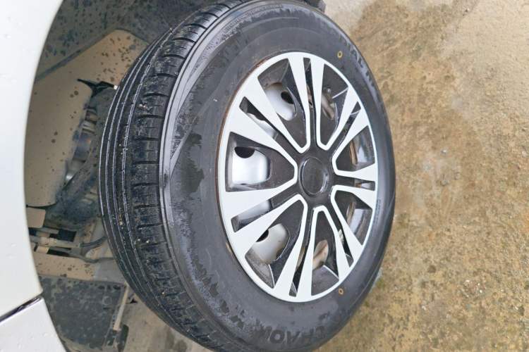 Used JAC Refine M3 2018 1.6L Express Edition 7-Seater
