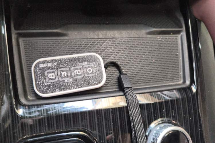 Used Geely Auto Monjaro L 2021 2.0TD High-Power Automatic All-Wheel-Drive Flagship Version Vehicle Key