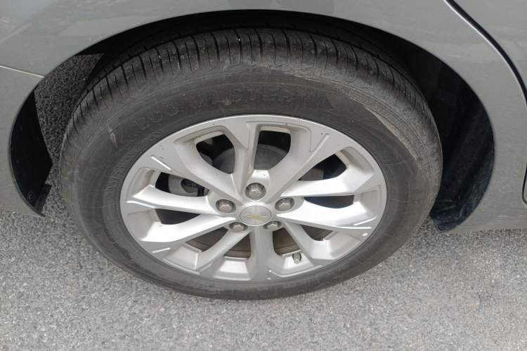 Used Chevrolet Monza 2024 1.5L Dual-Clutch Enjoyment Edition Right Rear Wheel Hub