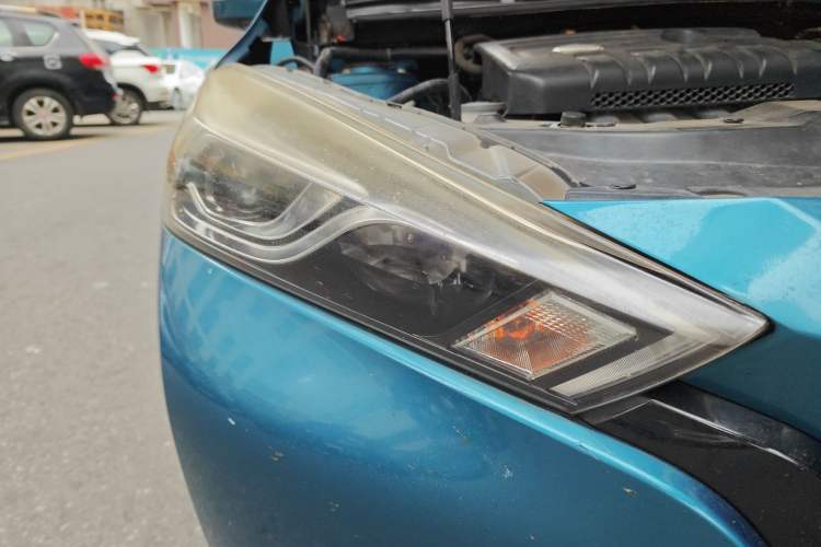 Used Nissan Lannia 2016 1.6L Manual Cool Edition
