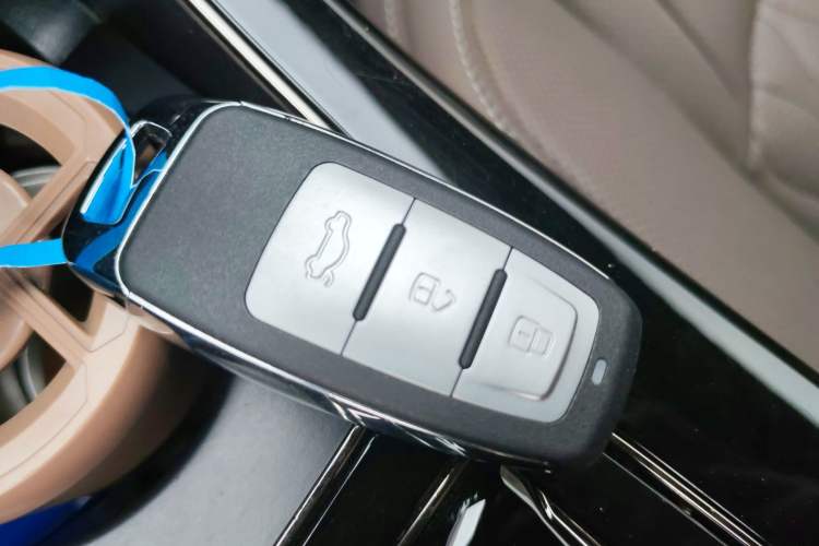 Used BYD Han 2024 DM-i Glory Edition 121KM Prestige Model