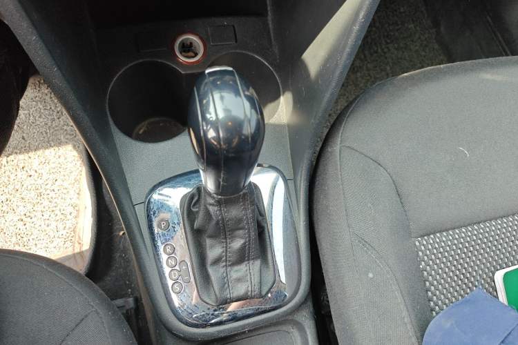 Used Volkswagen Polo 2013 1.6L Automatic Comfort Edition
