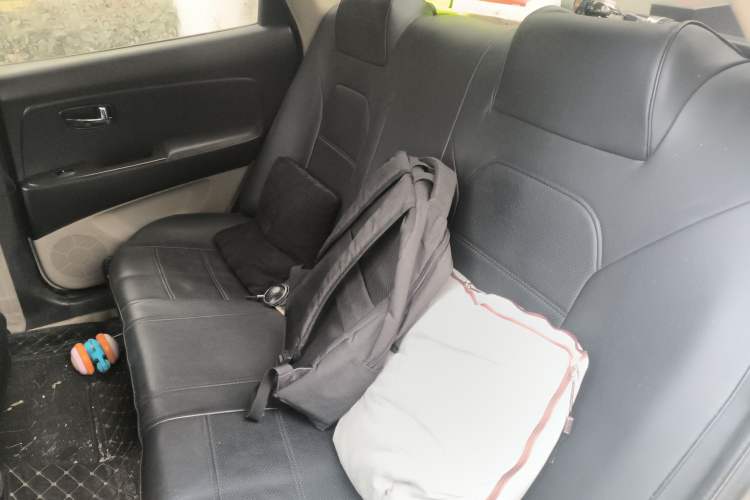 Used Hyundai Celesta 2011 1.6L Manual Luxury Model
