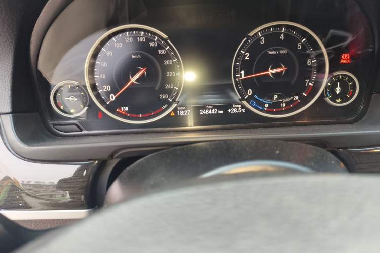 Used BMW 5 Series 2014 525Li Luxury Design Package