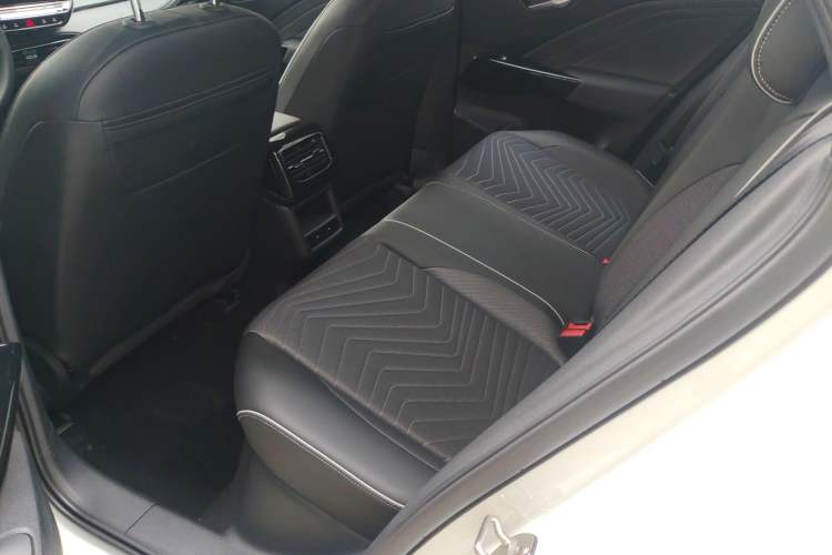 Used Volkswagen ID.3 2024 Outstanding Edition
