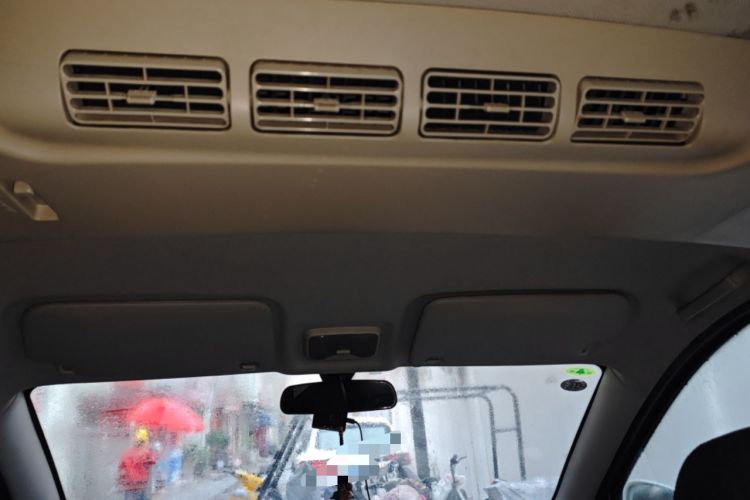 Used Dongfeng Fengon 330 2014 1.5L Manual Utility Version DK15 Headliner