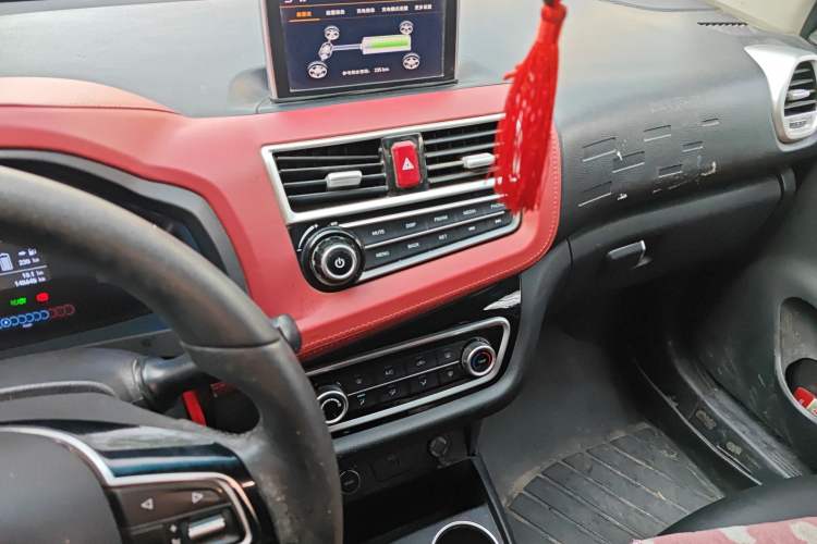 Used JAC Group iEV6E 2018 Sport Edition iEV6E Luxury Smart Enjoyment Version Audio And AC Panel