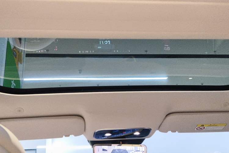 Used Hima AITO M8 2025 Extended-Range Ultra Version 53.4 kWh 6-Seater Edition
