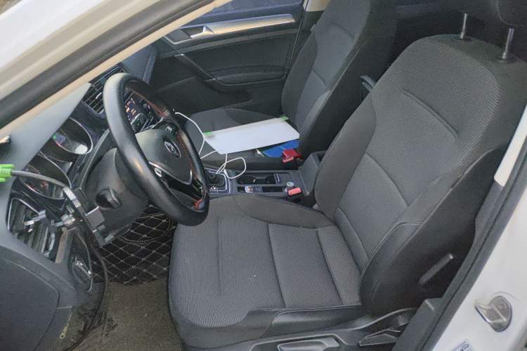 Used Volkswagen Golf 2018 1.6L Automatic Comfort Model
