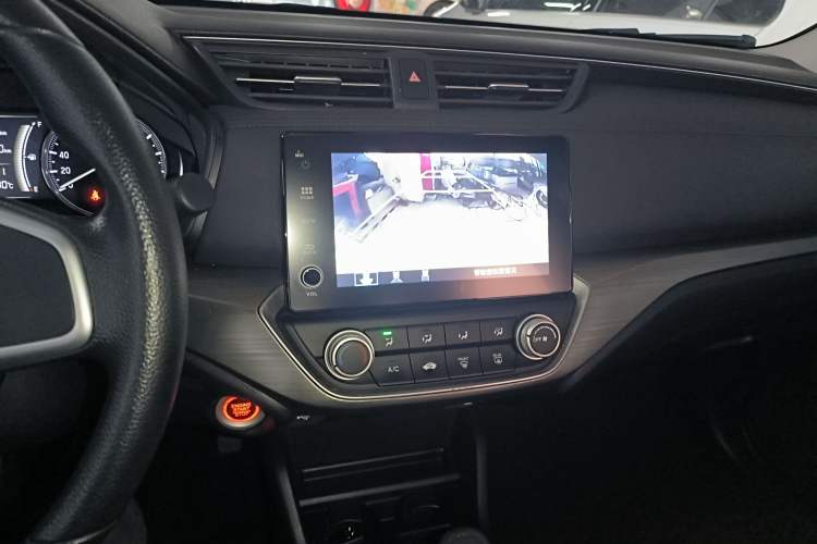 Used Honda Envix 2022 180TURBO CVT Comfort Version Audio And AC Panel