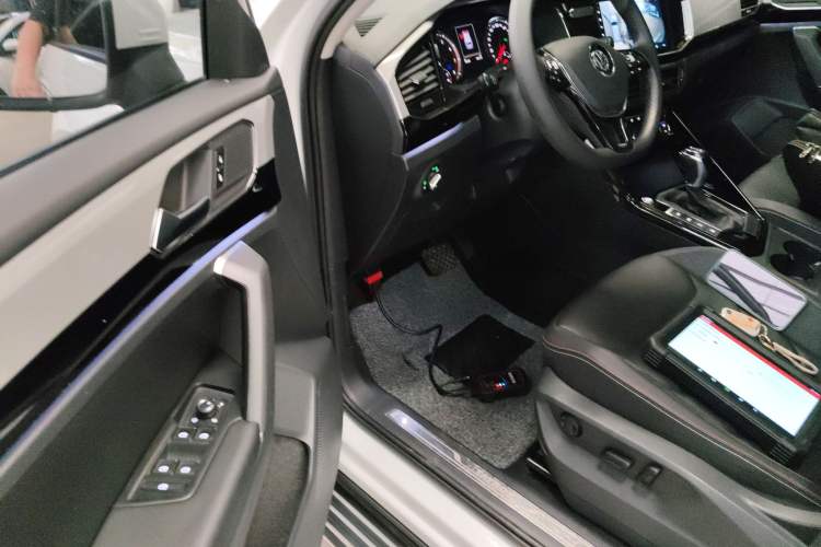 Used Volkswagen Tayron 2019 330TSI Two-Wheel Drive Luxury Model China VI Standard Left Front Seat