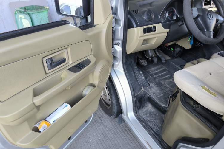 Used Dongfeng Xiaokang C35 2019 1.5L Base Version II Sedan China VI Emission Standard DK15