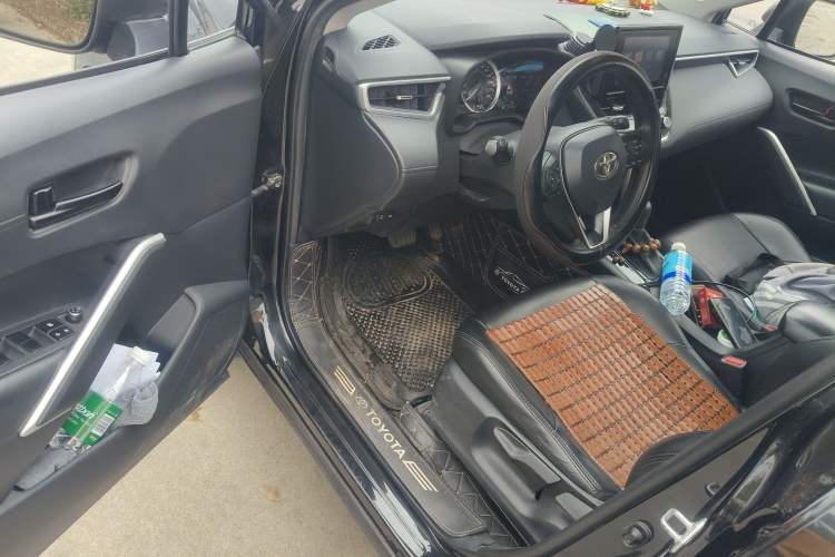 Used Toyota FRONTLANDER 2022 2.0L CVT Leading Edition