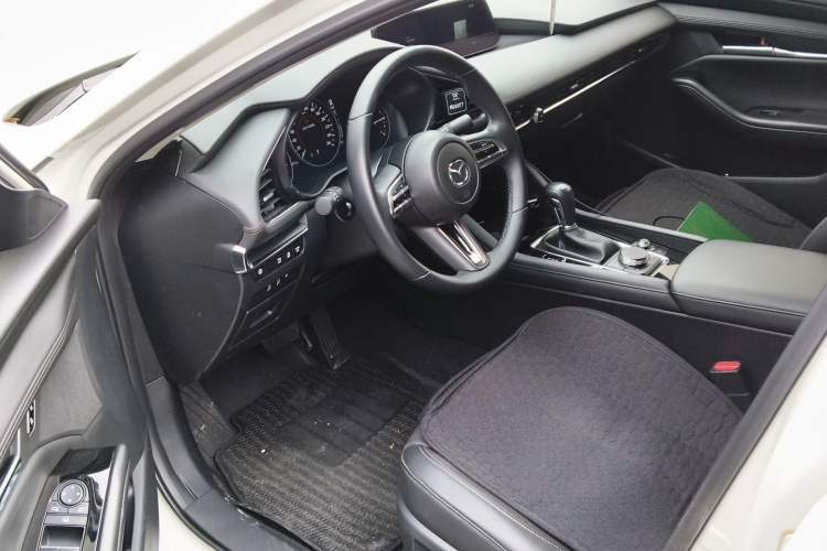 Used Mazda Mazda 3 Axela 2023 2.0L Automatic Zhiyao Edition