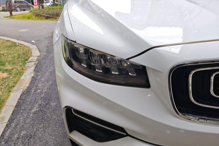 Used Geely Auto Emgrand X7 Sport 2020 1.8TD DCT Smart PRO
