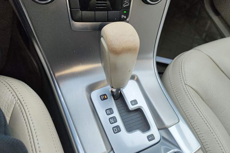 Used Volvo XC60 2012 T6 AWD Comfort Edition