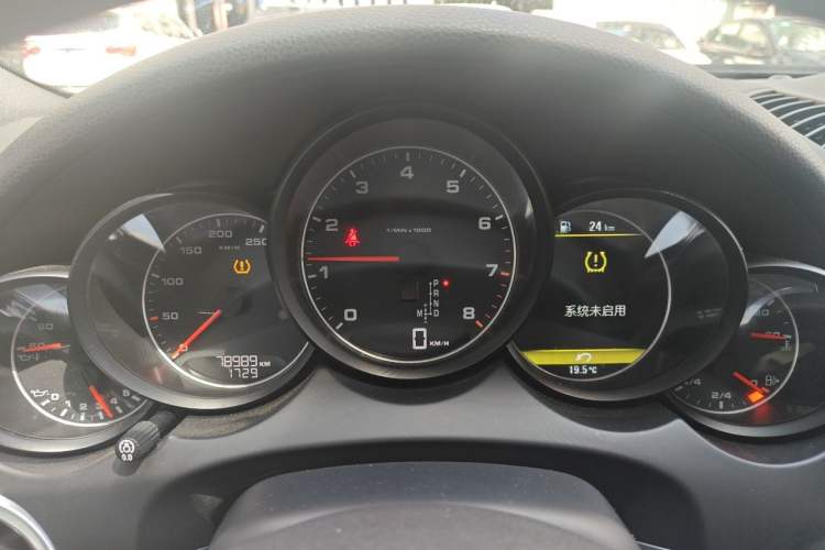 Used Porsche Cayenne 2014 Cayenne Platinum Edition 3.0T
