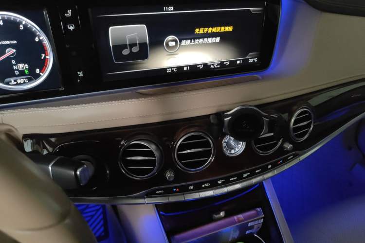 Used Mercedes-Benz S-Class 2014 S 400 L Prestige Edition Audio And AC Panel