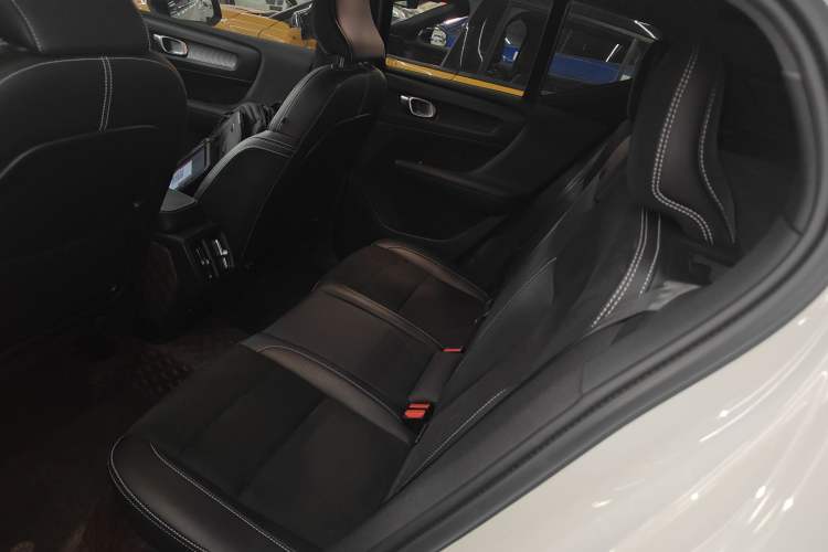 Used Volvo XC40 2021 T4 Four-Wheel Drive Smart & Sporty Edition Left Rear Seat