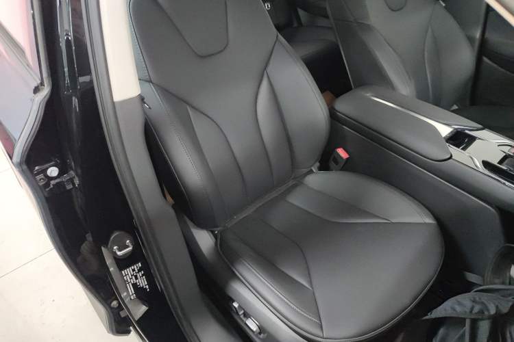 Used Hongqi E-QM5 2023 Revised Version Basic Travel Edition
