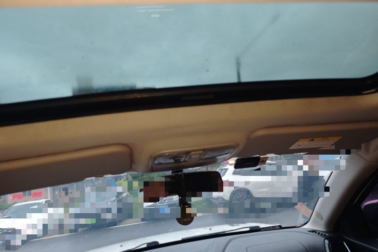 Used CHANGAN OSHAN CX70 2016 1.6L Manual Luxury Model Headliner