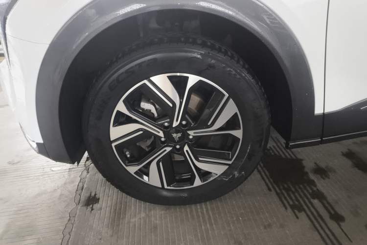 Used NETA U 2022 NETA U-Ⅱ 400 Industry Edition Left Front Wheel Hub