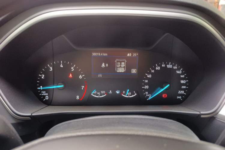 Used Ford Focus 2019 Sedan 1.5L Manual FENGYUE Model China V Emission Standard