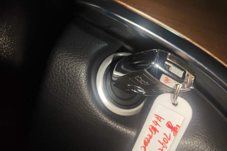 Used Mercedes-Benz V-Class 2021 V 260 L Long-wheelbase Luxury Edition