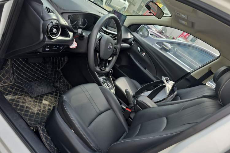 Used CHANGAN Alsvin 2019 1.5L DCT Comfort Model China VI Standard
