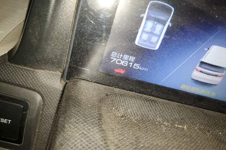 Used Wuling Hongguang MINIEV 2021 Macaron Fashion Model Lithium Iron Phosphate
