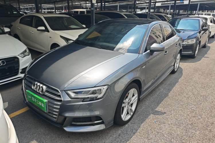 Ojetý Audi A3 2020 Limousine 35 TFSI Fashion Edition China VI Emission Standard Guazi used car, China used car export, Used car for sale, Used  cars, Cheapest cars for sale