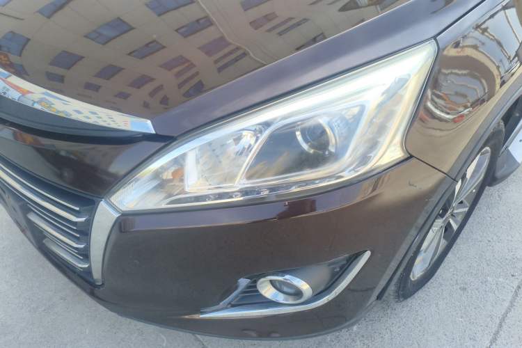 Used Luxgen U6 SUV 2014 2.0T ZhiZun Model Left Front Headlight