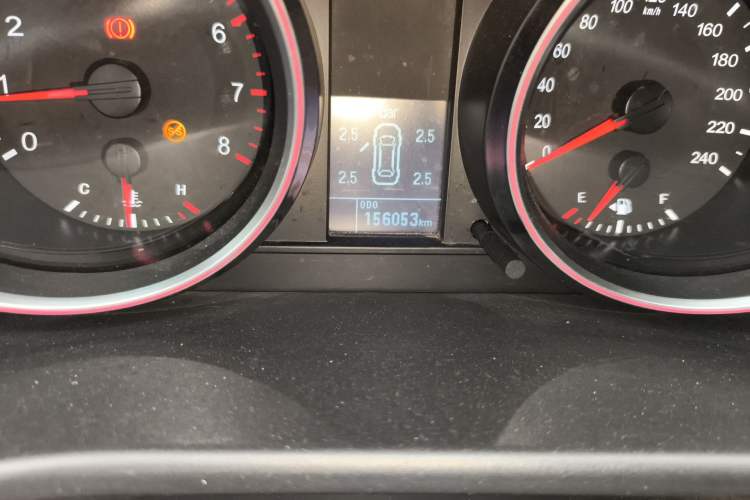 Used Haval M6 2017 1.5T Manual Two-Wheel Drive Elite Model Odometer Close Up